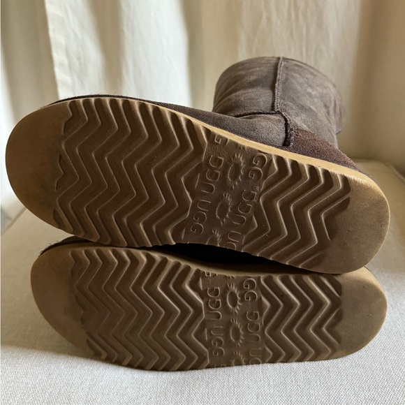 Authentic UGG Boots-Classic Tall-Dark Chocolate Brown-Sz 8 - Picture 13 of 17